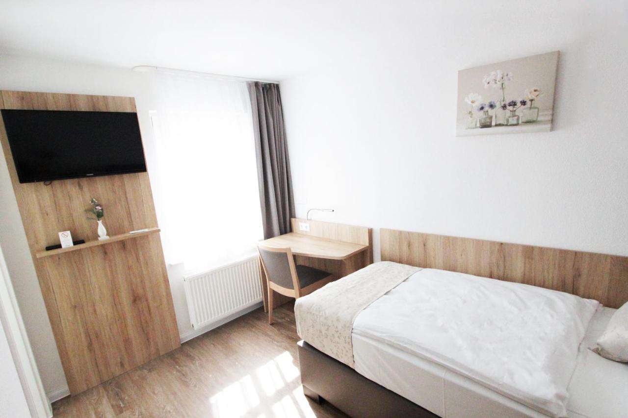 Hotel Adler Bad Friedrichshall Extérieur photo