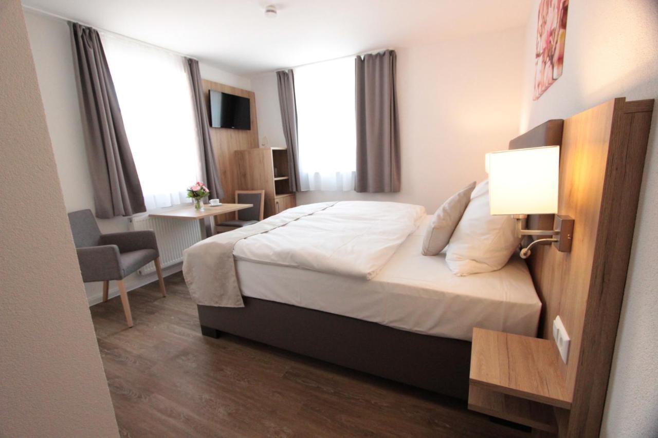 Hotel Adler Bad Friedrichshall Extérieur photo